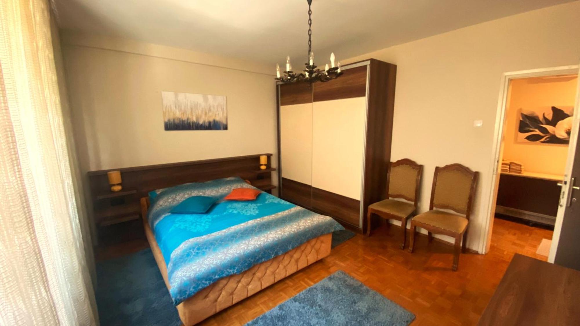 Central Park Apartment Čačak Buitenkant foto